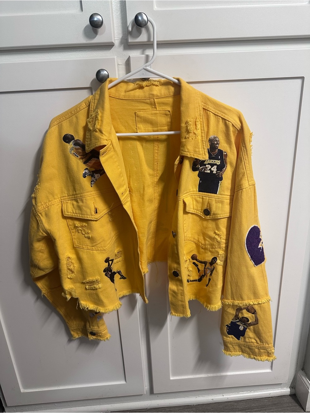 Lakers Yellow Distressed Cropped Women’s Jacket with Basketball Patches